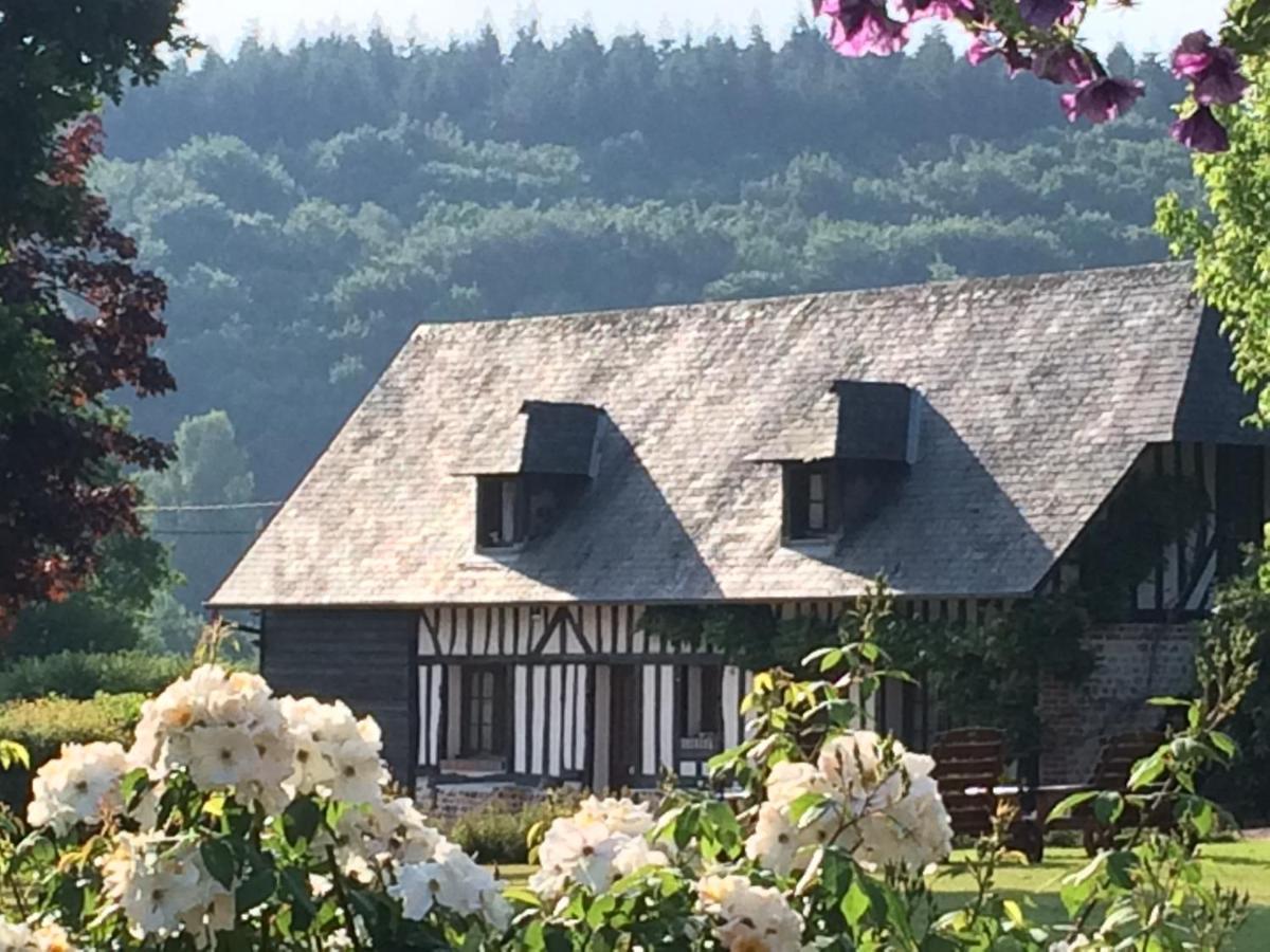 Le Grand Clos De Saint Martin Genneville Exterior foto
