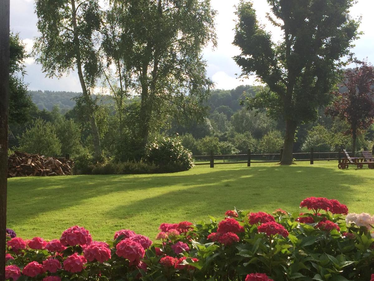 Le Grand Clos De Saint Martin Genneville Exterior foto